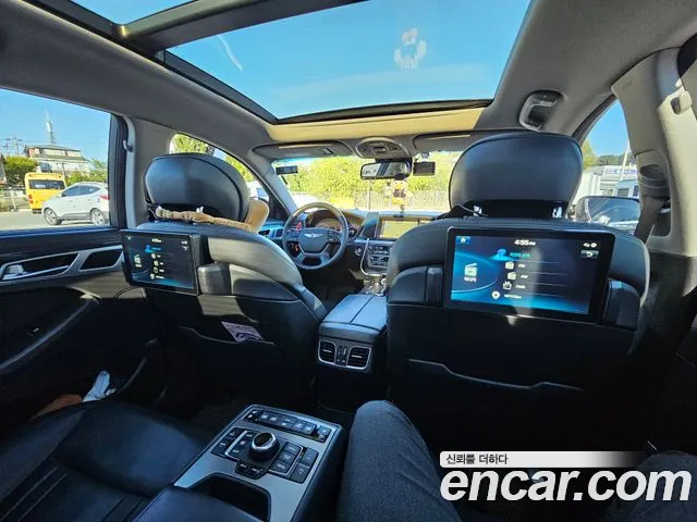 Hyundai Genesis 2016 thumb 10