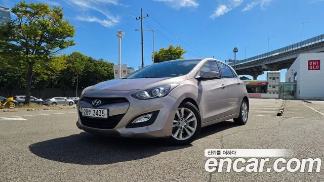 Hyundai i30 2012 thumb 12