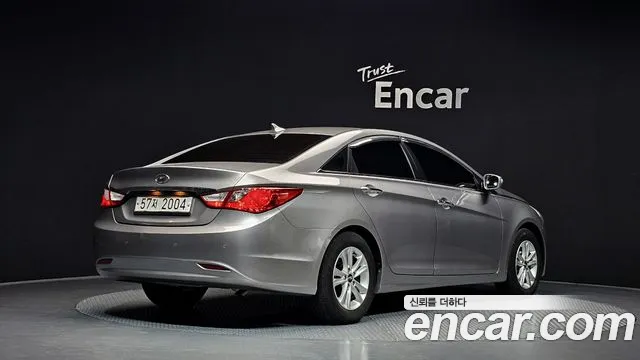 Hyundai Sonata 2010 thumb 2