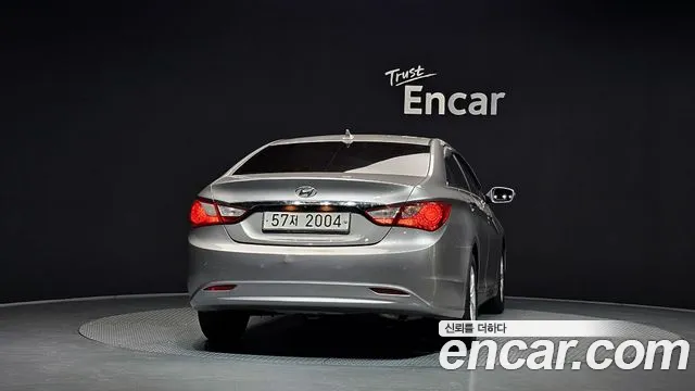 Hyundai Sonata 2010 thumb 4