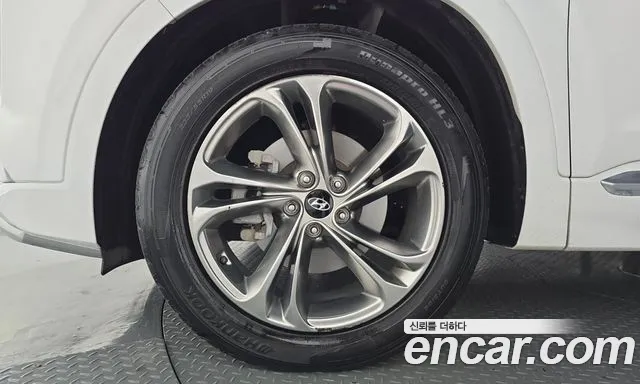 Hyundai Santa Fe 2020 thumb 5
