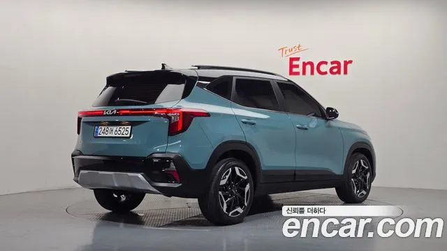 Kia Seltos 2023 thumb 2