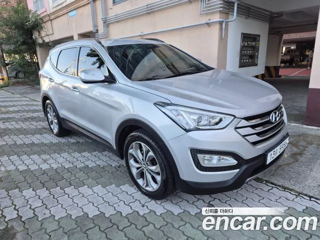 Hyundai Santa Fe 2014 thumb 2