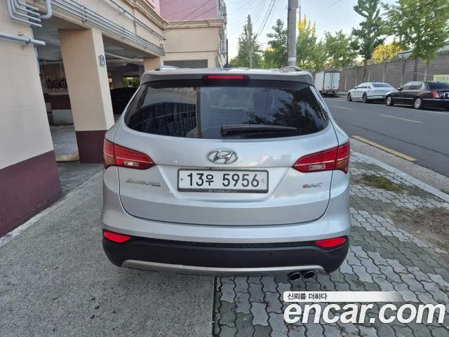 Hyundai Santa Fe 2014 thumb 5