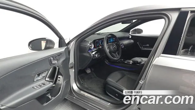 Mercedes-Benz A-Класс 2020 thumb 10