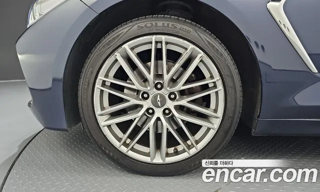 Genesis G70 2019 thumb 5