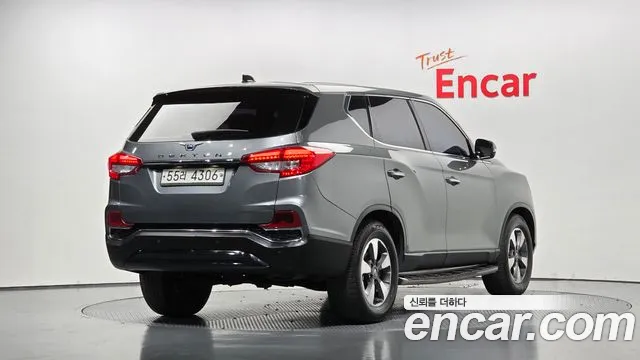 KG_Mobility_Ssangyong Rexton 2018 thumb 2