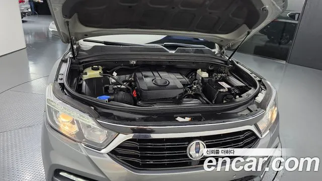 KG_Mobility_Ssangyong Rexton 2018 thumb 6