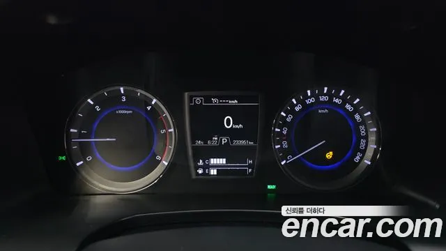 KG_Mobility_Ssangyong Rexton 2018 thumb 8