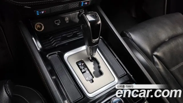 KG_Mobility_Ssangyong Rexton 2018 thumb 9