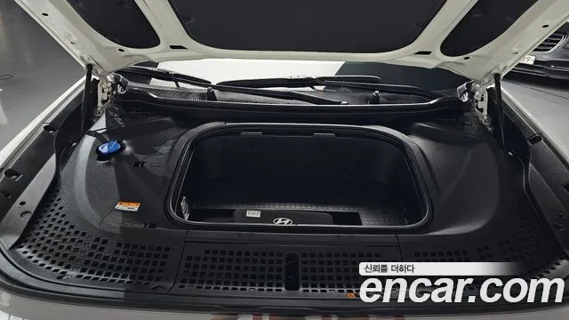 Hyundai IONIQ 9 2025 thumb 5