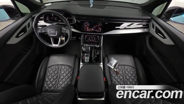 Audi Q7 2022 thumb 7