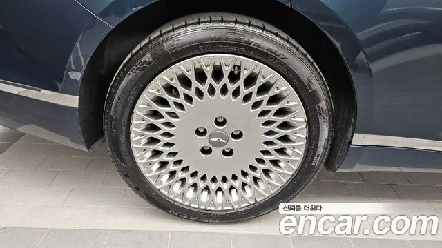 Genesis G80 2020 thumb 5