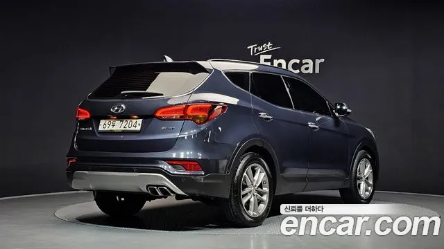 Hyundai Santa Fe 2016 thumb 2
