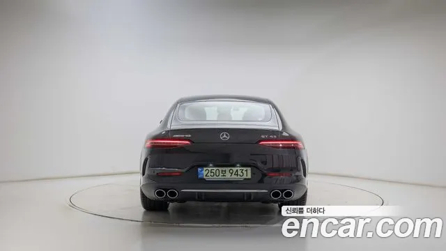Mercedes-Benz AMG GT 2026 thumb 4