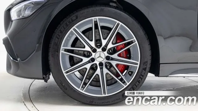 Mercedes-Benz AMG GT 2026 thumb 5