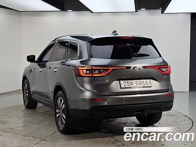 Renault-KoreaSamsung Koleos 2016 thumb 3