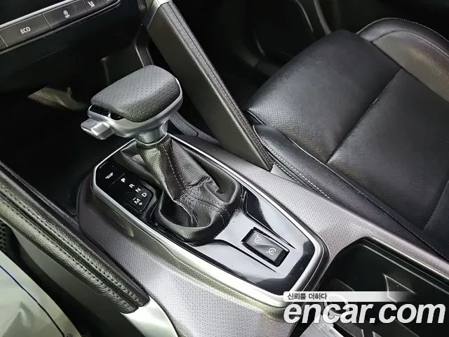 Renault-KoreaSamsung Koleos 2016 thumb 8