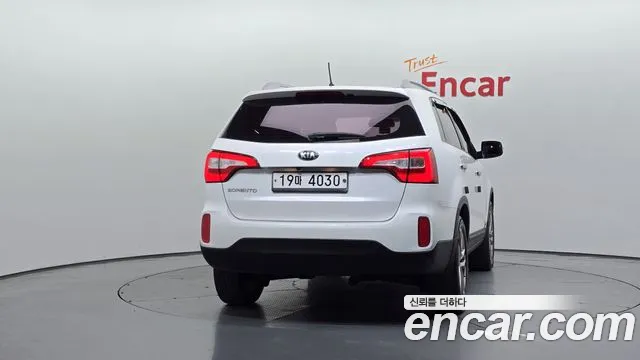 Kia Sorento 2014 thumb 4