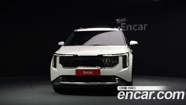 Kia Carnival 2024 thumb 3