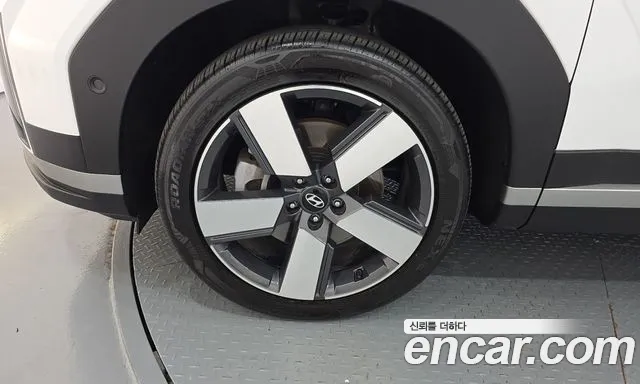 Hyundai Santa Fe 2025 thumb 4