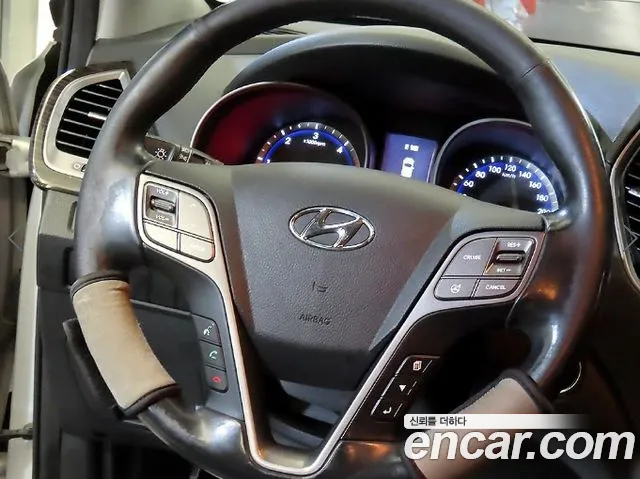 Hyundai Santa Fe 2014 thumb 8