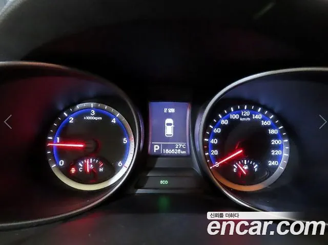 Hyundai Santa Fe 2014 thumb 9