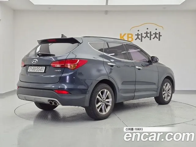 Hyundai Santa Fe 2015 thumb 4