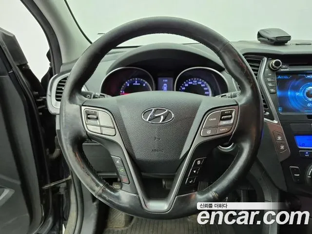 Hyundai Santa Fe 2015 thumb 9