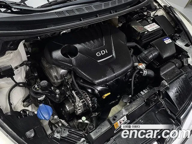 Hyundai Avante 2015 thumb 8