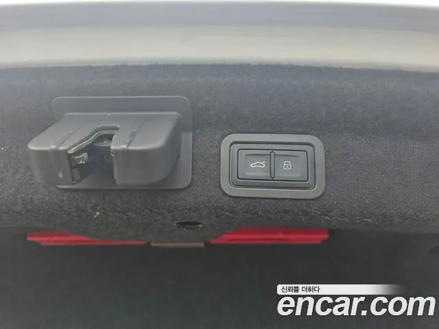 Audi A6 2021 thumb 11