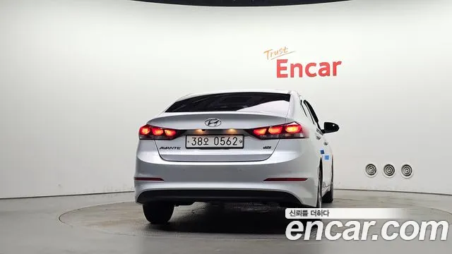 Hyundai Avante 2016 thumb 4