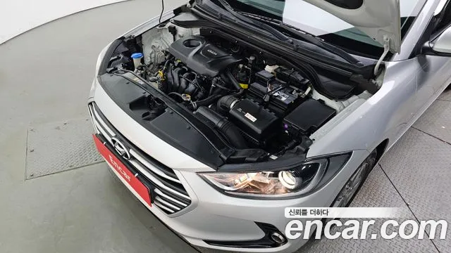 Hyundai Avante 2016 thumb 6