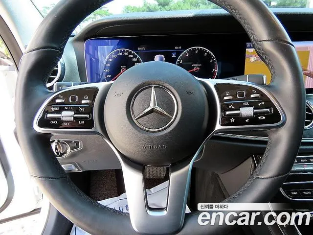 Mercedes-Benz E-Класс 2019 thumb 9