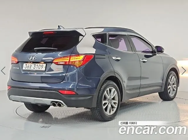 Hyundai Santa Fe 2014 thumb 4