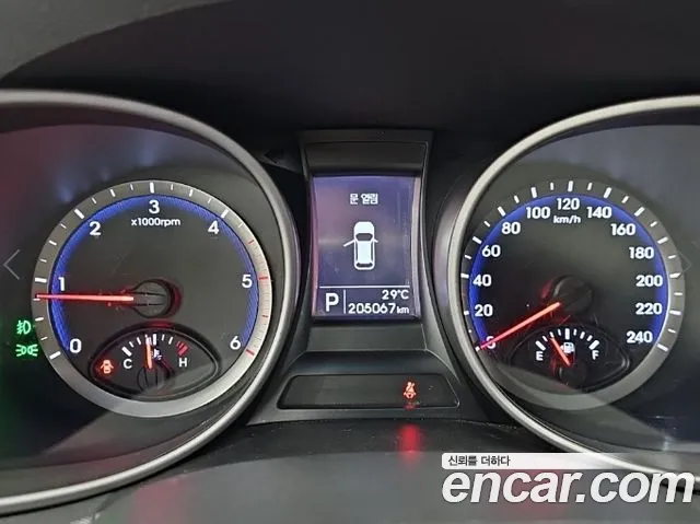 Hyundai Santa Fe 2014 thumb 6