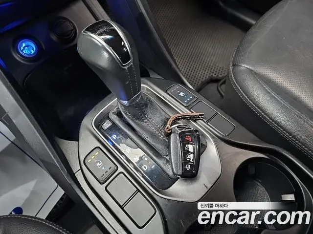 Hyundai Santa Fe 2014 thumb 8