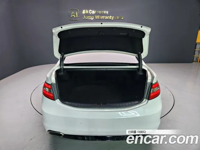 Hyundai Grandeur 2014 thumb 9