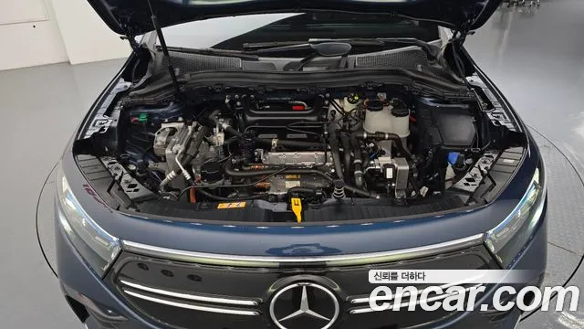 Mercedes-Benz EQA 2022 thumb 6