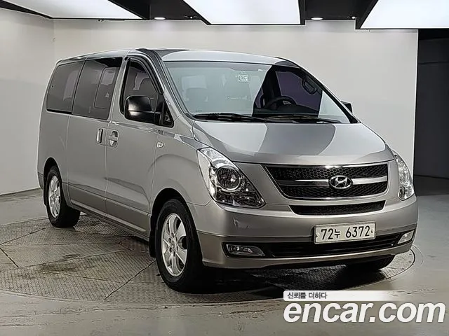 Hyundai Starex 2012 thumb 2