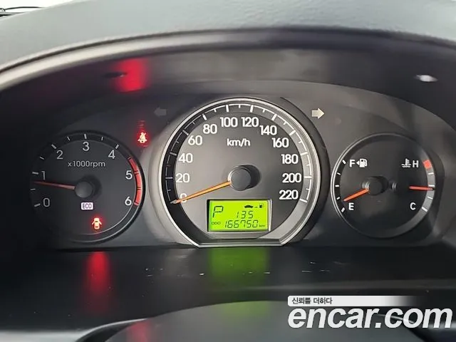Hyundai Starex 2012 thumb 7
