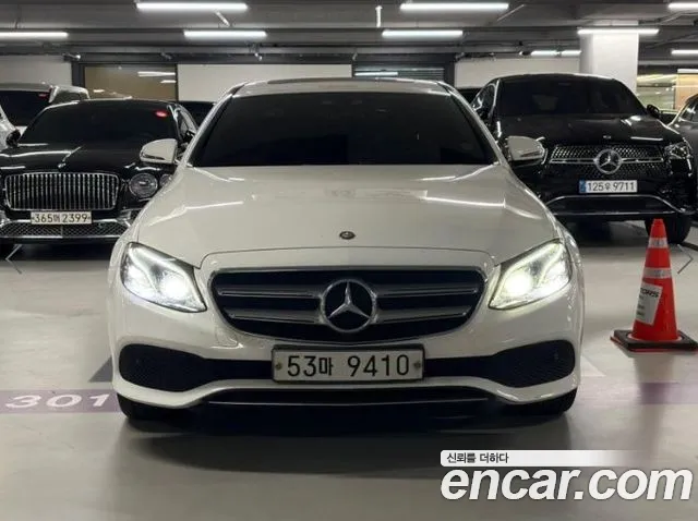 Mercedes-Benz E-Класс 2017 thumb 2
