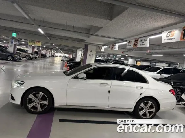 Mercedes-Benz E-Класс 2017 thumb 4