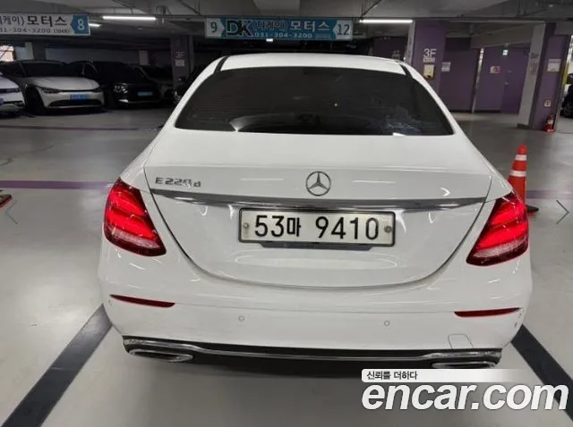 Mercedes-Benz E-Класс 2017 thumb 5