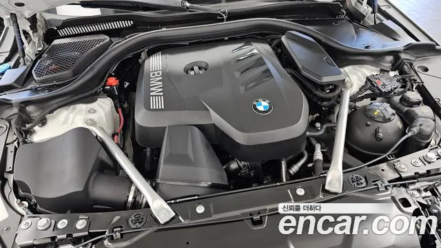 BMW 5-Series 2026 thumb 6