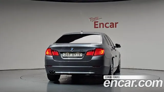 BMW 5-Series 2013 thumb 3