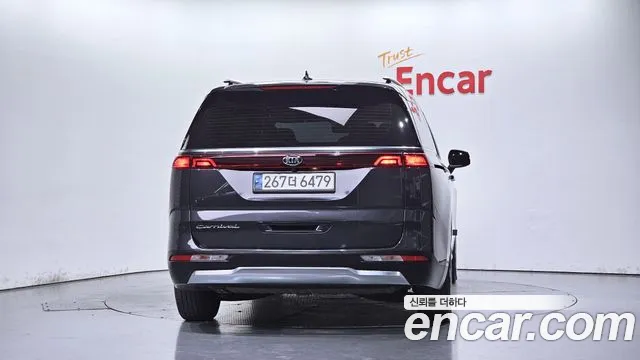 Kia Carnival 2020 thumb 4