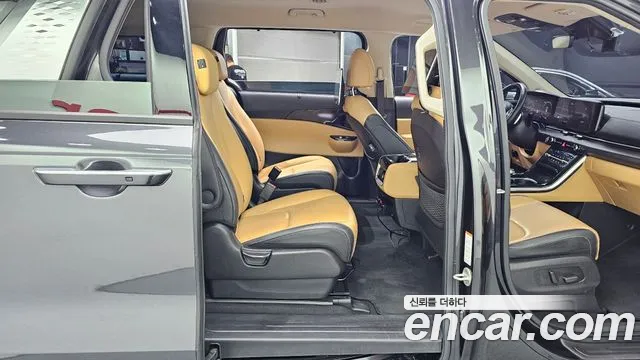 Kia Carnival 2020 thumb 12