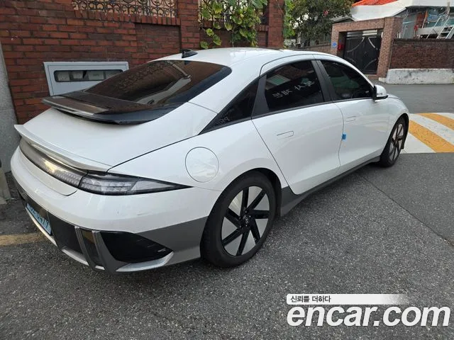Hyundai IONIQ 6 2022 thumb 2