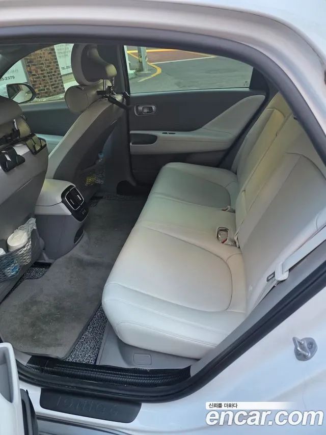 Hyundai IONIQ 6 2022 thumb 12